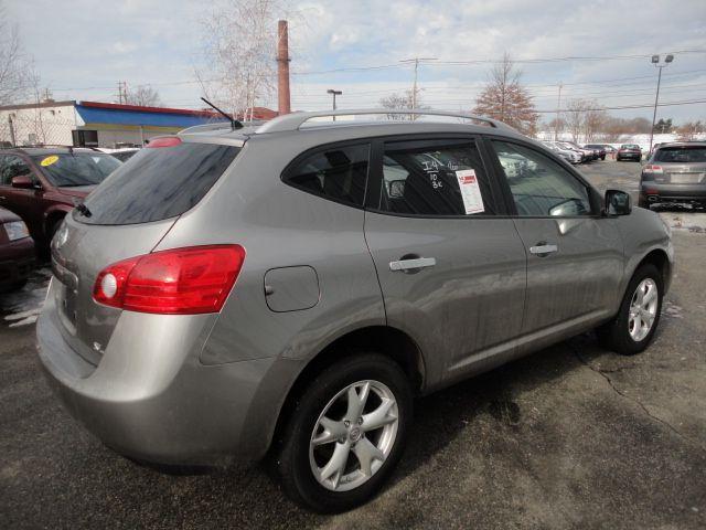 Nissan Rogue 2010 photo 2