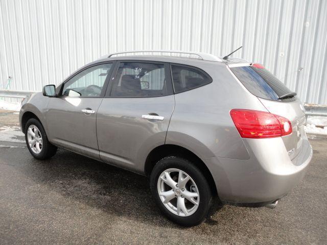 Nissan Rogue 2010 photo 4