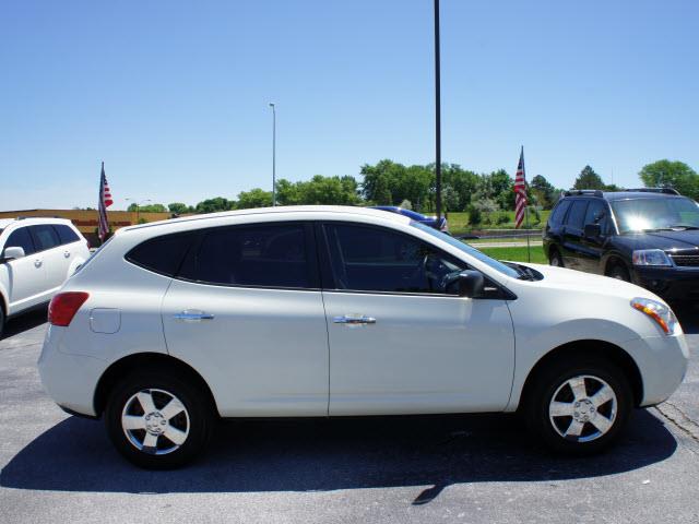 Nissan Rogue 2010 photo 2