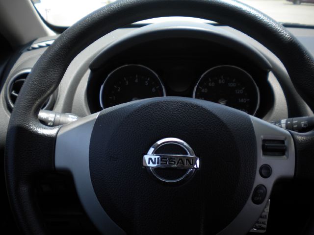 Nissan Rogue 2010 photo 3