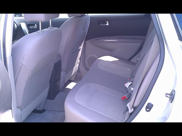 Nissan Rogue 2010 photo 5