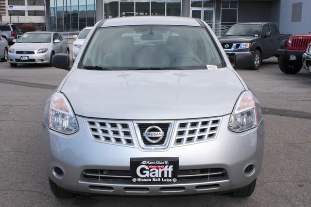 Nissan Rogue 2010 photo 2