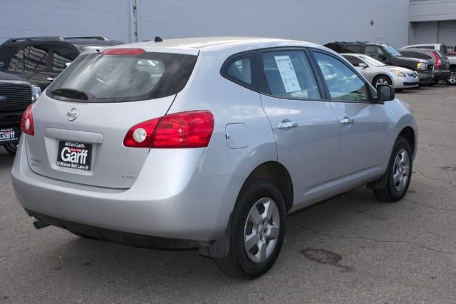 Nissan Rogue BUG WITH Moonroof Unspecified