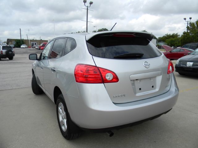 Nissan Rogue 2010 photo 1