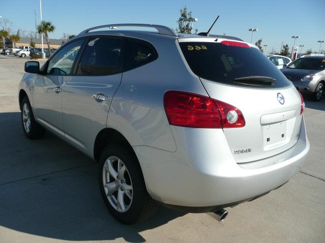 Nissan Rogue 2010 photo 2