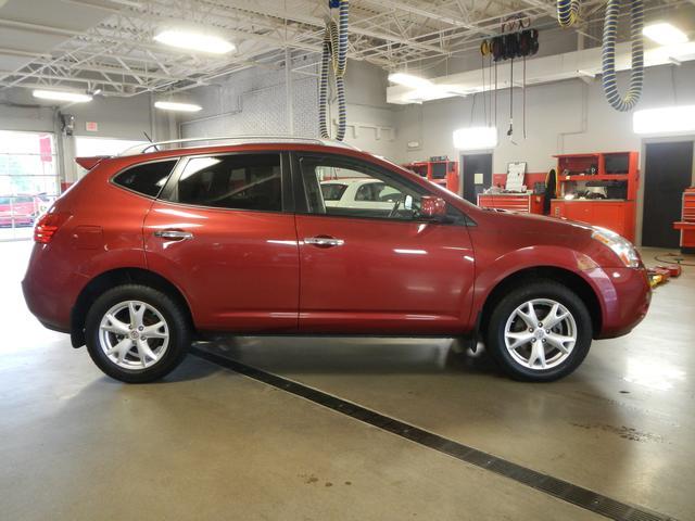 Nissan Rogue 2010 photo 4