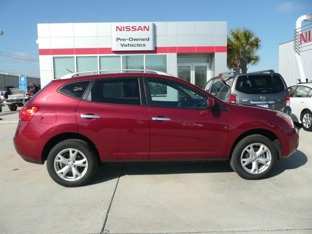 Nissan Rogue LS S Sport Utility