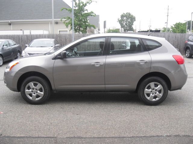 Nissan Rogue Lariat Crew Cab 4WD DRW SUV