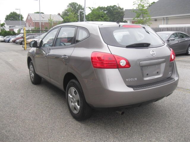 Nissan Rogue 2010 photo 1