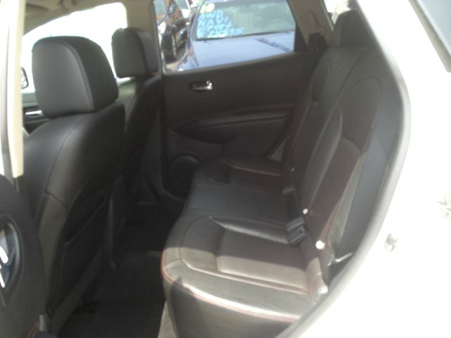 Nissan Rogue 2010 photo 3