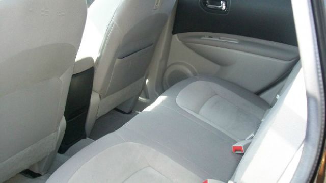 Nissan Rogue 2010 photo 3