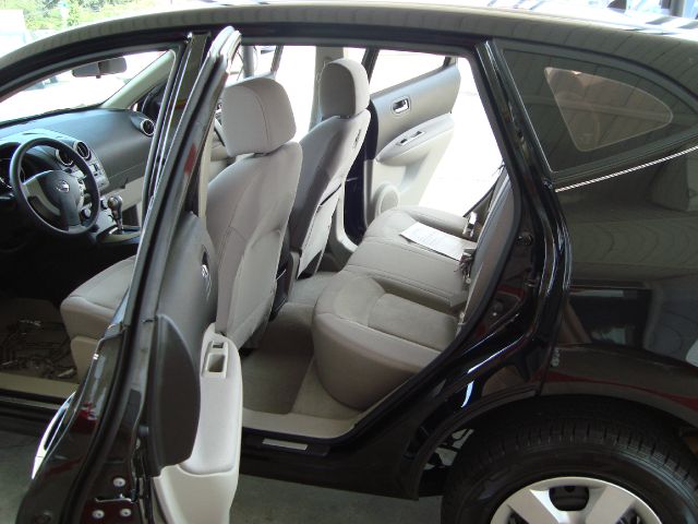 Nissan Rogue 2010 photo 1