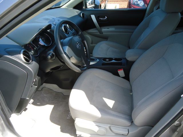 Nissan Rogue 2011 photo 2