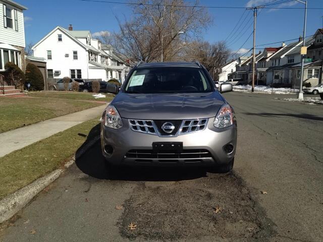 Nissan Rogue 2011 photo 2