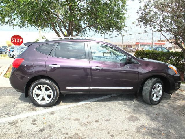 Nissan Rogue 2011 photo 4