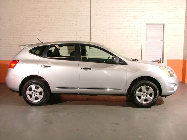 Nissan Rogue 2011 photo 4