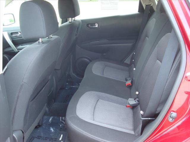 Nissan Rogue 2011 photo 3