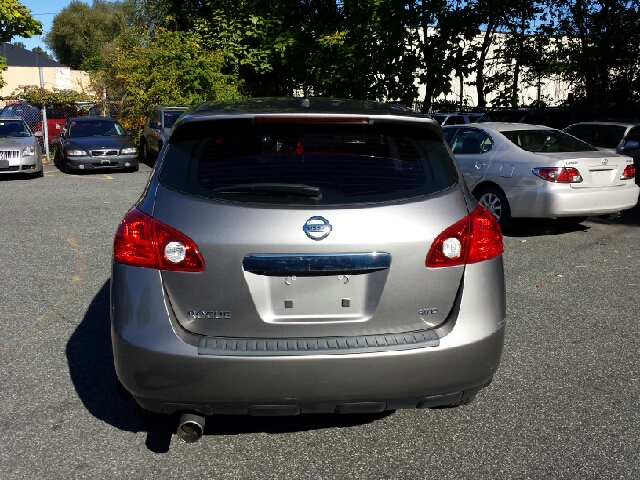 Nissan Rogue 2011 photo 1