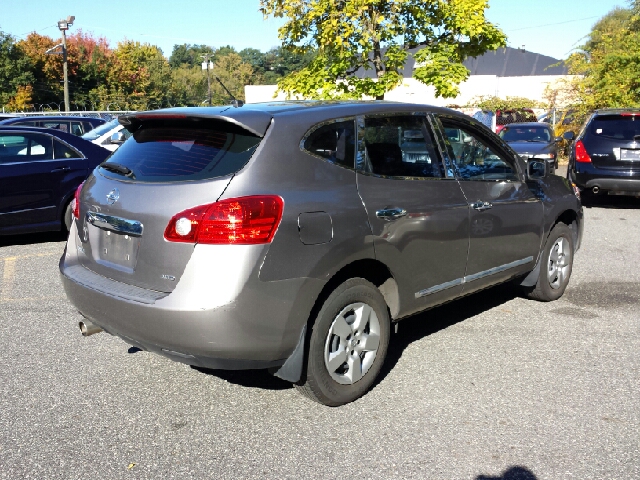 Nissan Rogue 2011 photo 2