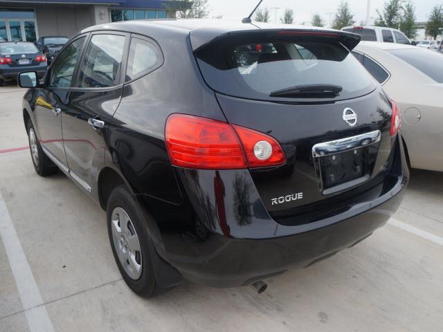 Nissan Rogue 2011 photo 1