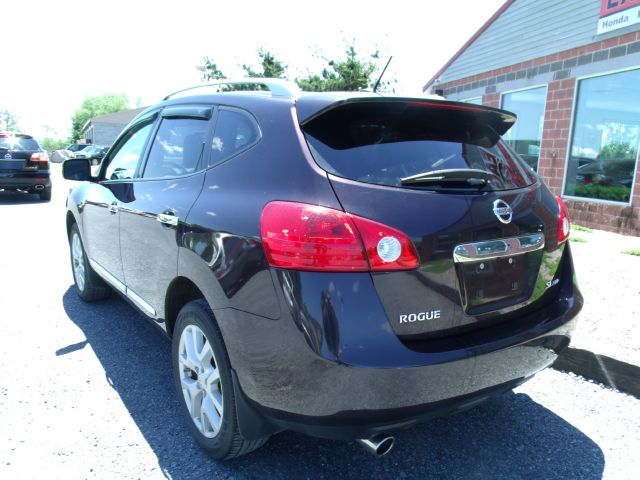 Nissan Rogue 2011 photo 2