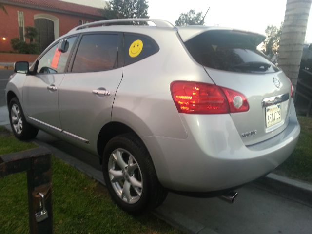 Nissan Rogue 2011 photo 4