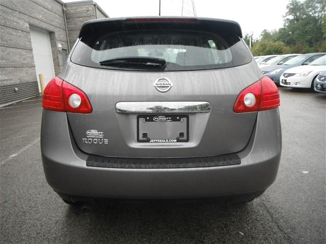 Nissan Rogue 2011 photo 3