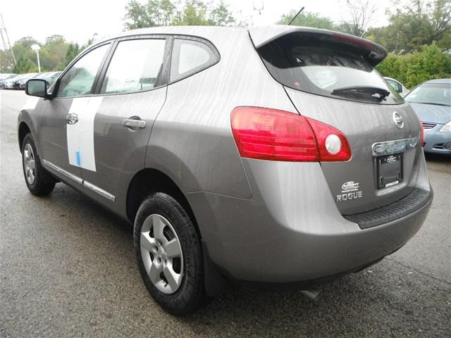 Nissan Rogue 2011 photo 4