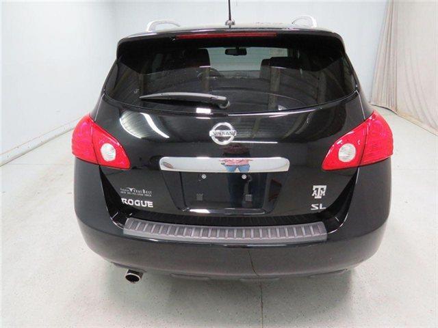 Nissan Rogue 2011 photo 1