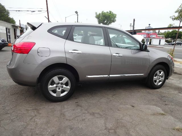 Nissan Rogue 2011 photo 1