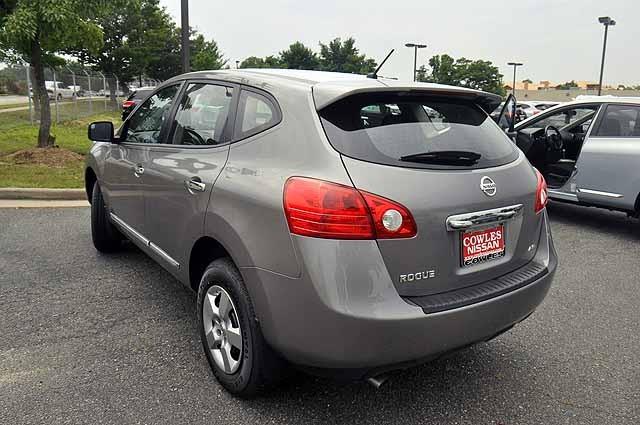 Nissan Rogue XR SUV