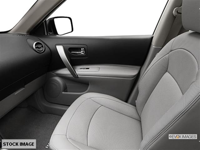 Nissan Rogue 2013 photo 2