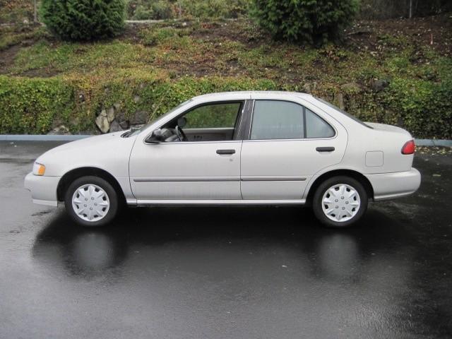 Nissan Sentra 1998 photo 2