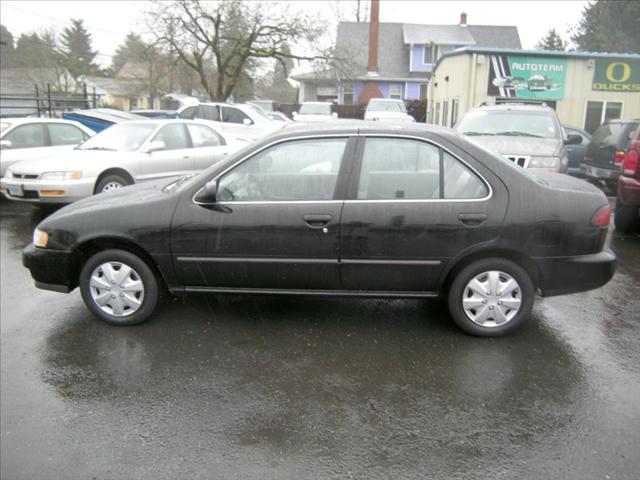 Nissan Sentra 1998 photo 1