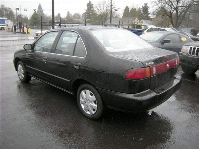 Nissan Sentra 1998 photo 2