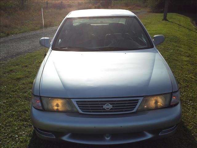 Nissan Sentra 1999 photo 5