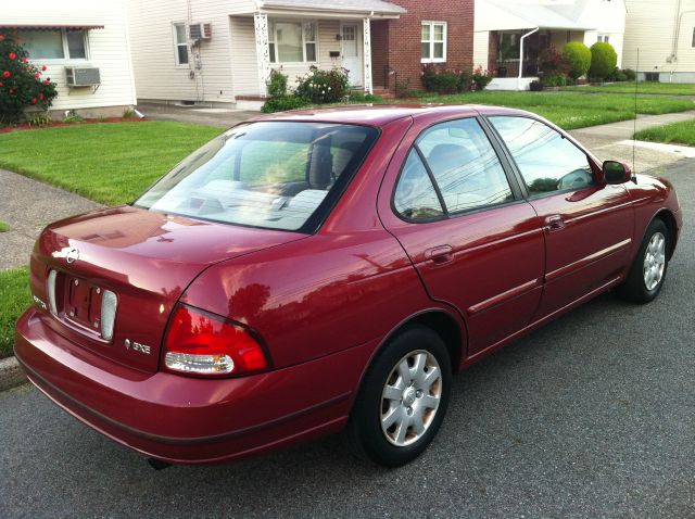 Nissan Sentra 2000 photo 4