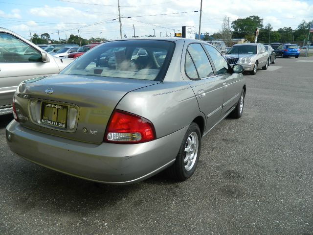 Nissan Sentra 2000 photo 17