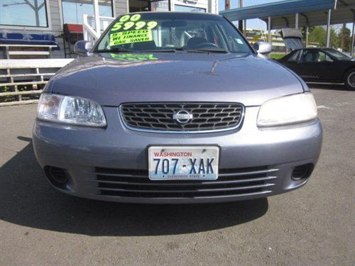 Nissan Sentra 2000 photo 1