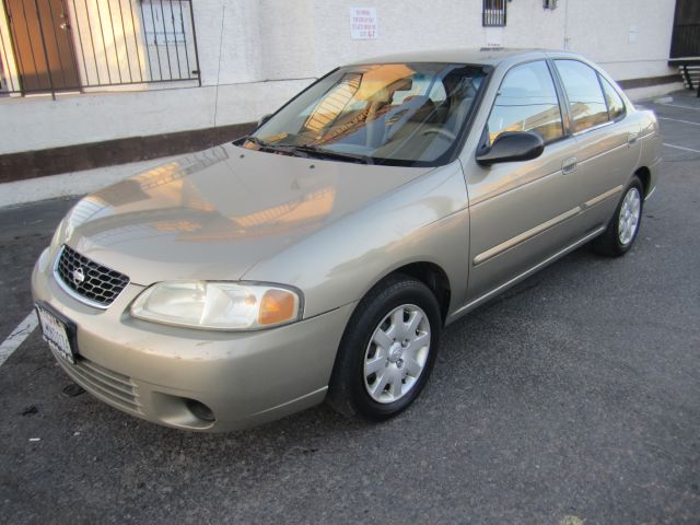 Nissan Sentra 2000 photo 2