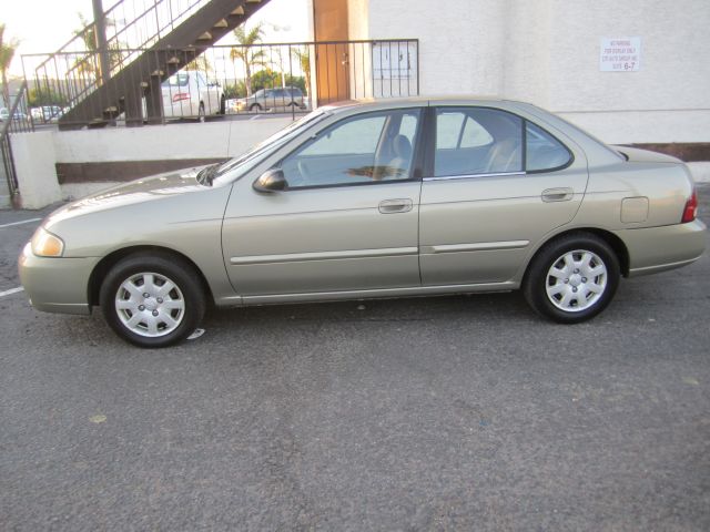 Nissan Sentra 2000 photo 4