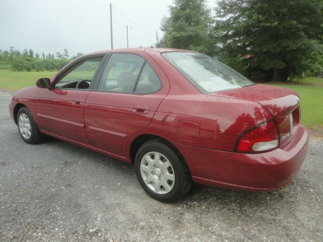 Nissan Sentra 2000 photo 2