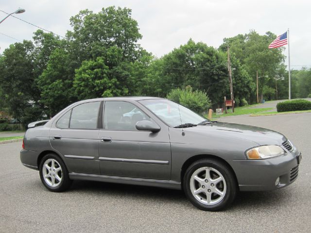 Nissan Sentra 2000 photo 2