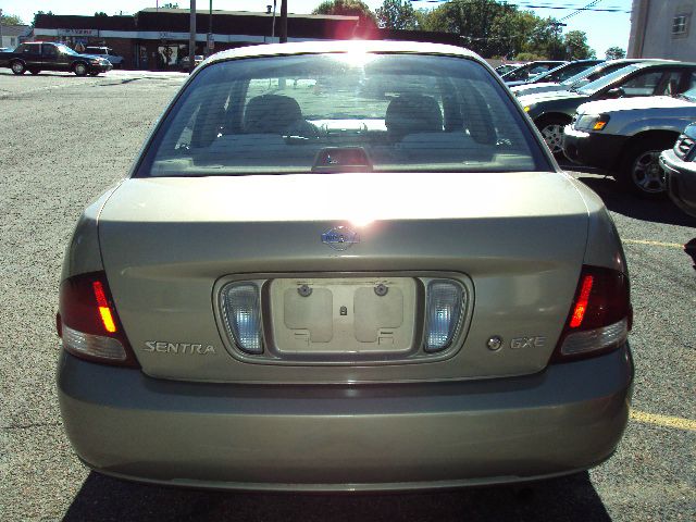 Nissan Sentra 2001 photo 3