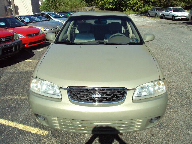 Nissan Sentra 2001 photo 4