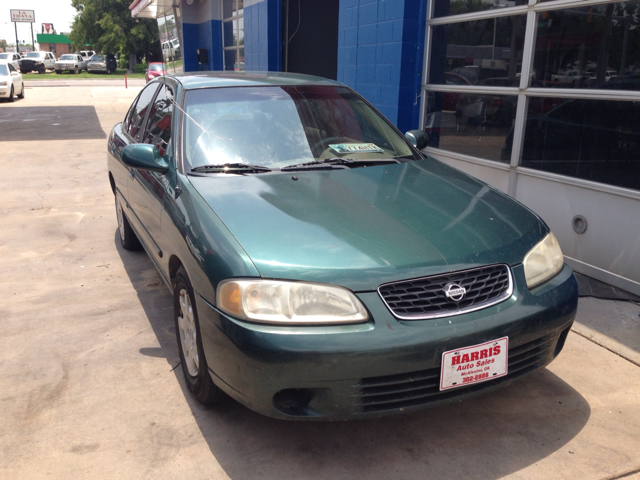 Nissan Sentra 2001 photo 2