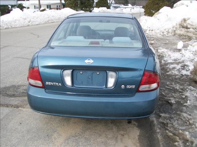 Nissan Sentra 2001 photo 3