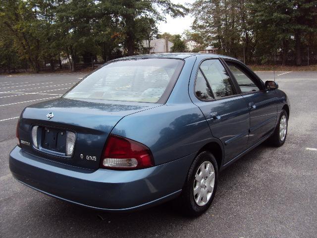 Nissan Sentra 2001 photo 3