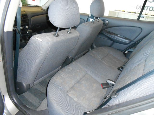 Nissan Sentra 2001 photo 5