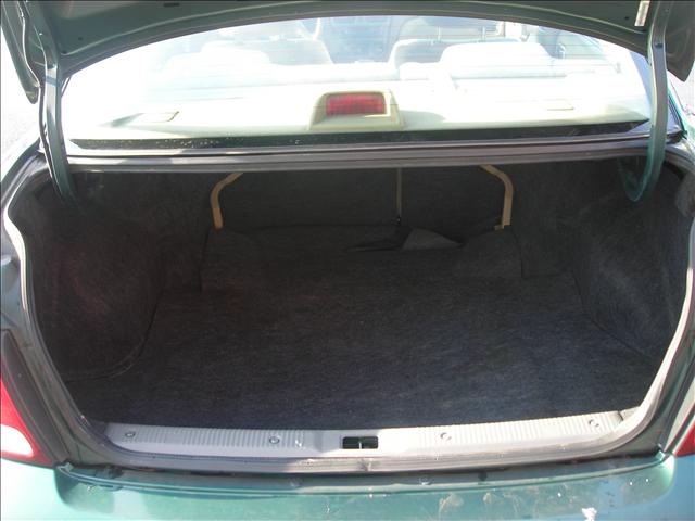 Nissan Sentra 2001 photo 3